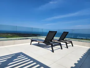 تراس حمام السباحة بالمنتجع