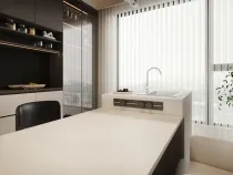 أبيض لؤلؤي