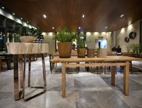 مطعم إيست بوسان جريل